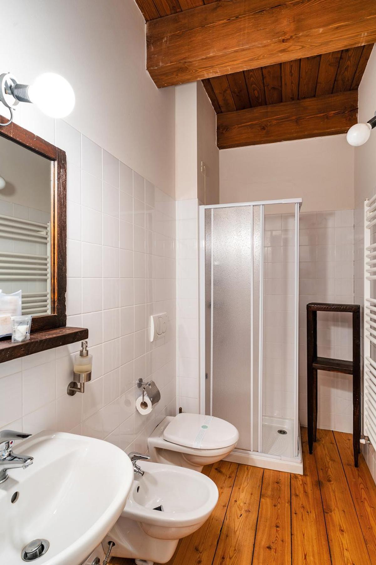 Dimora Storica Casa Vanni Affittacamere Villadossola